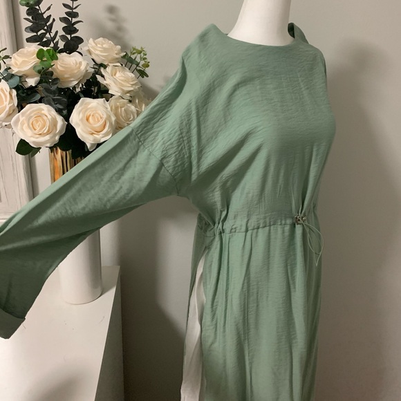 Pistachio 2 piece dress - Picture 8 of 12